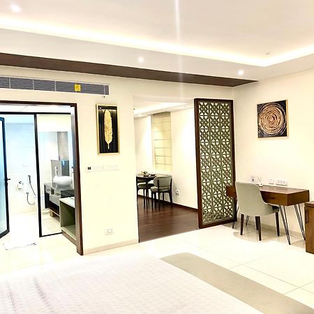 The Manohar Hyderabad Hotel Bagian luar foto