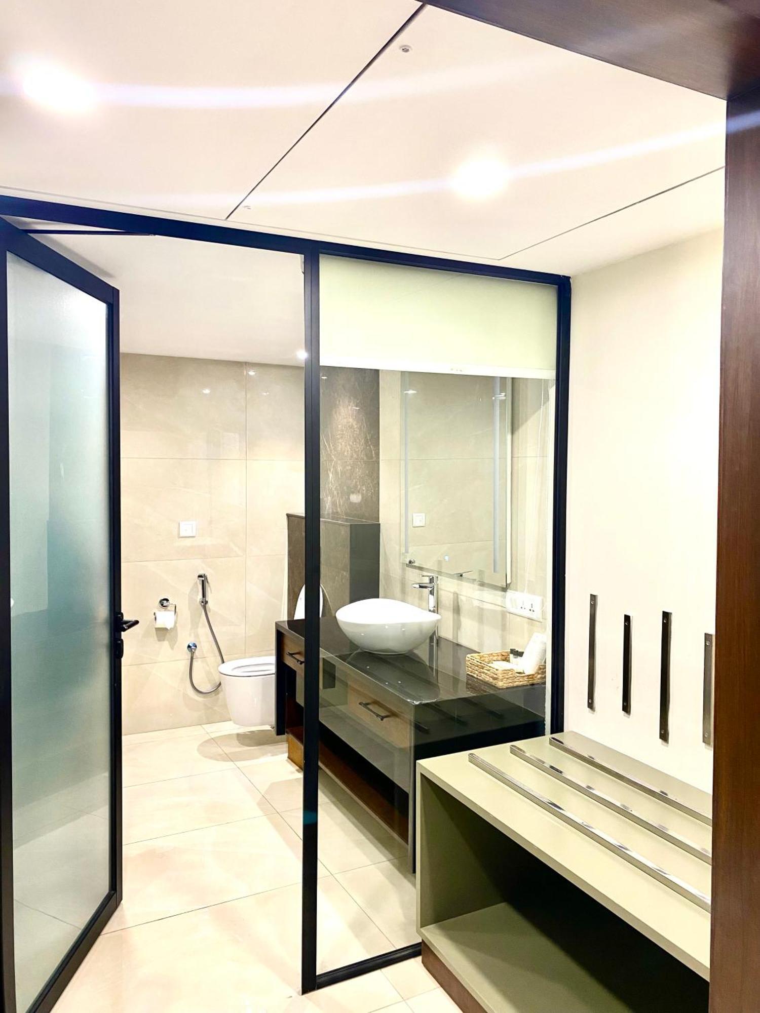 The Manohar Hyderabad Hotel Bagian luar foto