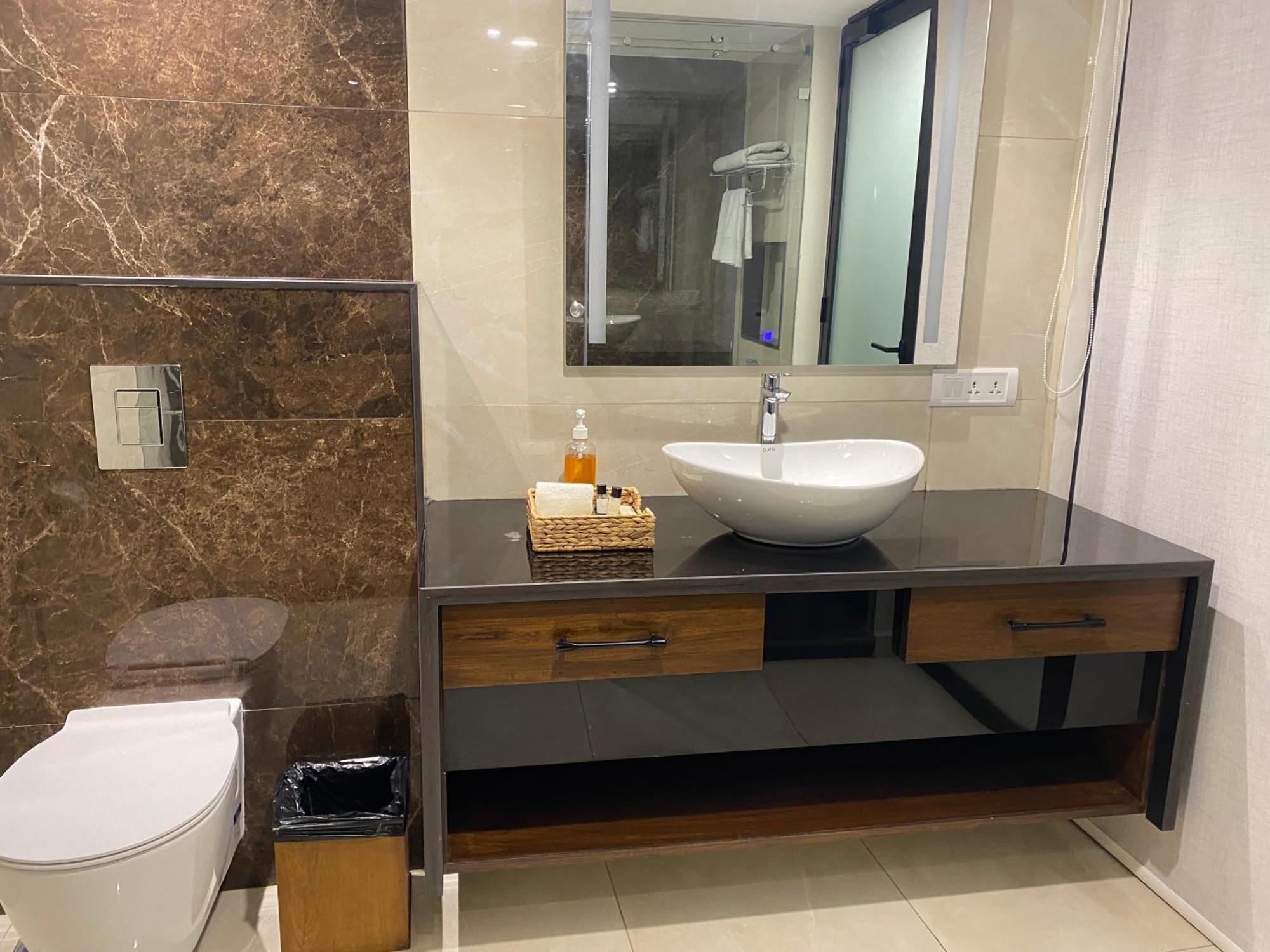The Manohar Hyderabad Hotel Bagian luar foto