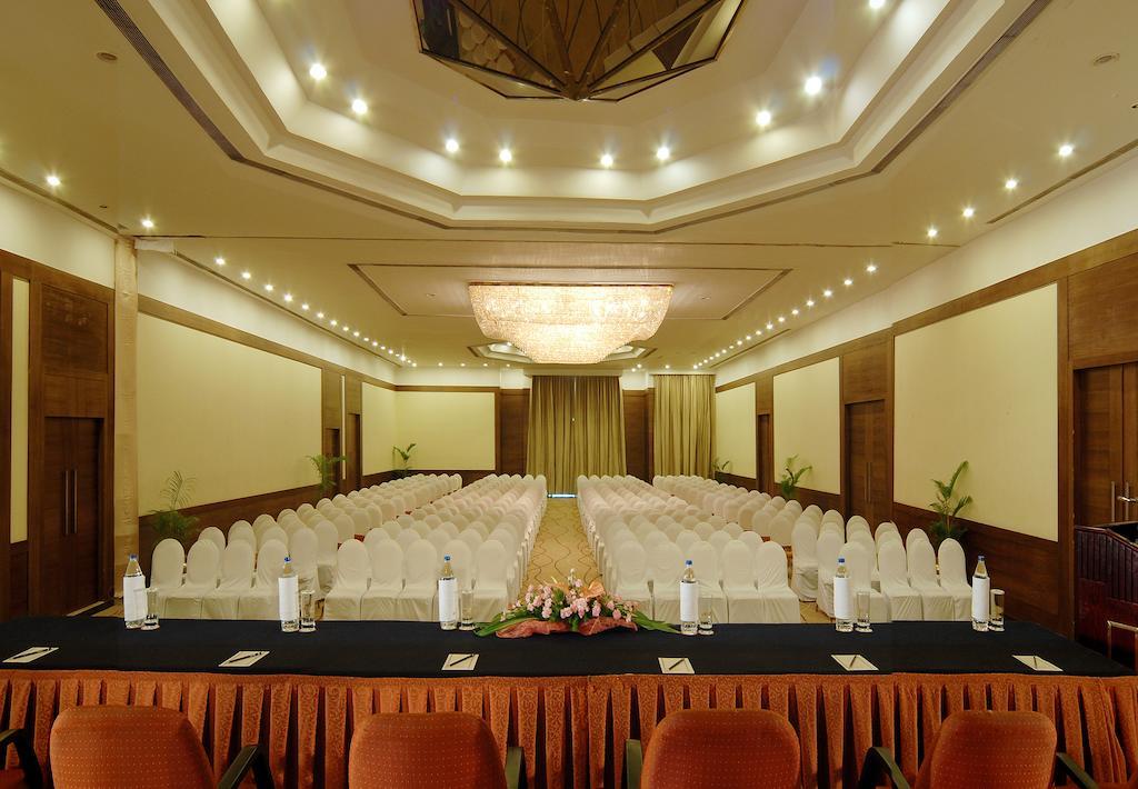 The Manohar Hyderabad Hotel Bagian luar foto