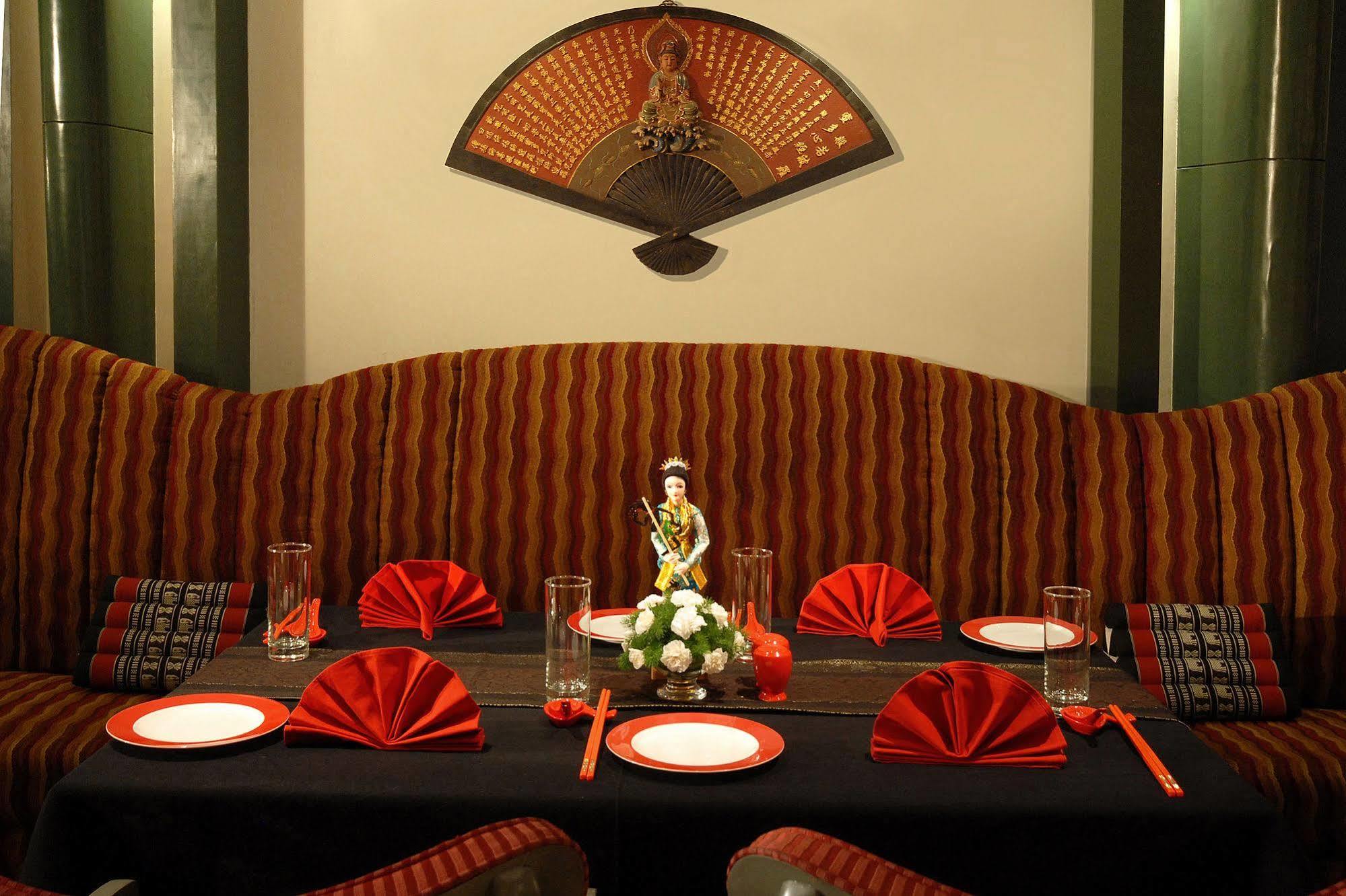 The Manohar Hyderabad Hotel Bagian luar foto