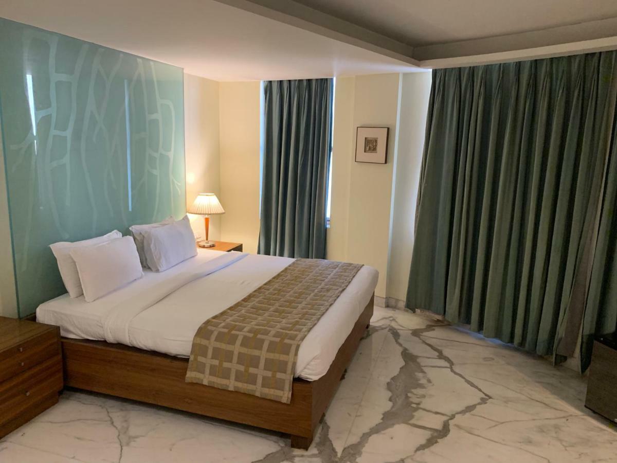The Manohar Hyderabad Hotel Bagian luar foto